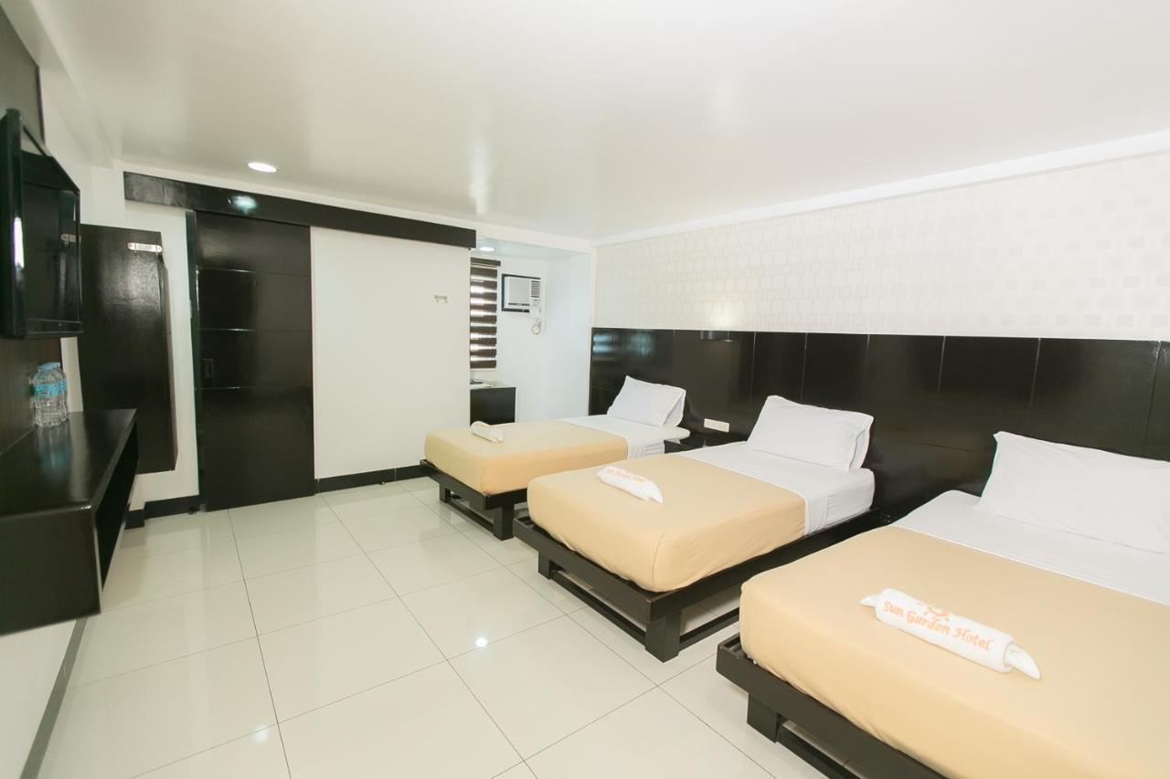 Sun Garden Hotel Tarlac Екстер'єр фото